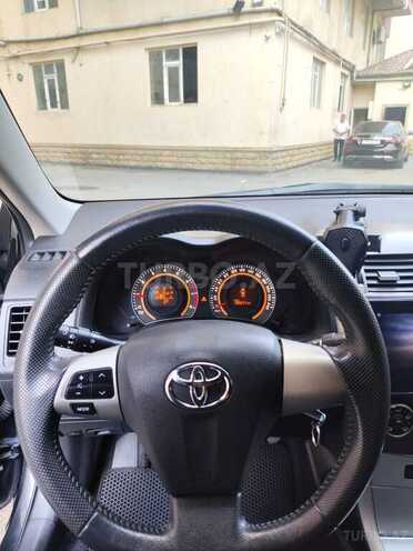 Toyota Corolla 2013, 168,000 km - 1.6 l - Bakı