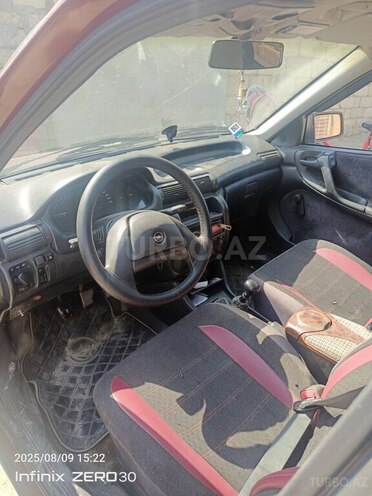 Opel Astra 1993, 680,000 km - 1.8 l - Bakı