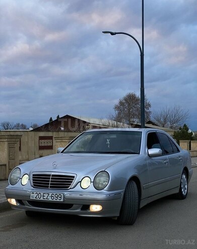 Mercedes E 240 2001, 333,241 km - 2.6 l - Gəncə