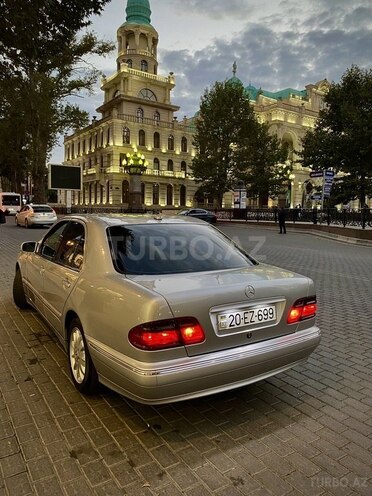 Mercedes E 240 2001, 333,241 km - 2.6 l - Gəncə