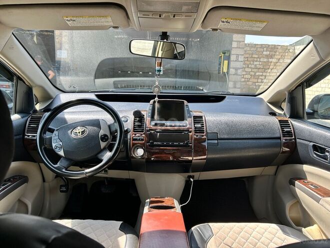 Toyota Prius 2008, 268,565 km - 1.5 l - Şəmkir