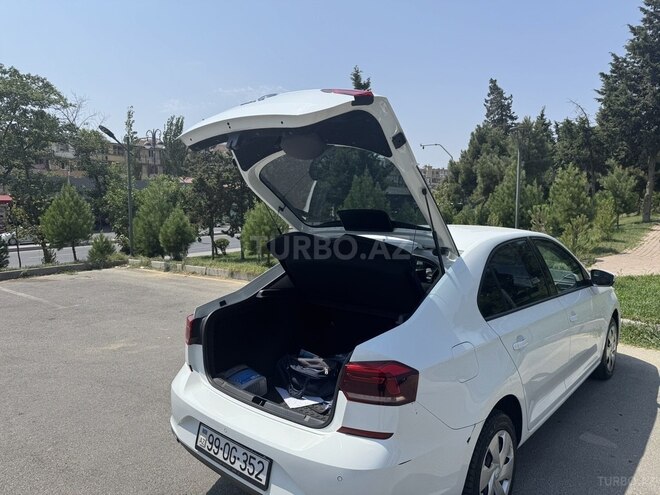 Volkswagen Polo 2020, 124,000 km - 1.6 л - Bakı