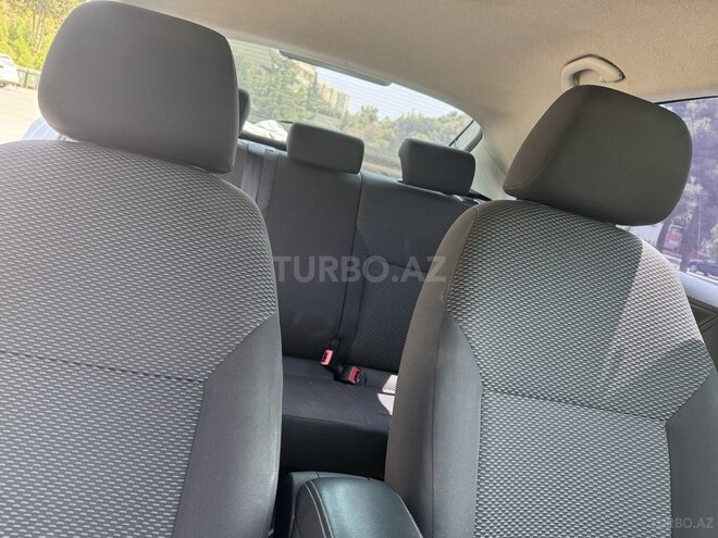 Volkswagen Polo 2020, 124,000 km - 1.6 л - Bakı