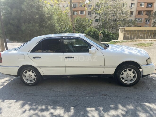 Mercedes C 220 1994, 355,000 km - 2.2 л - Bakı