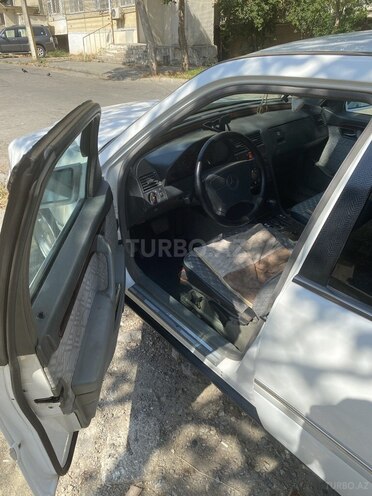 Mercedes C 220 1994, 355,000 km - 2.2 л - Bakı