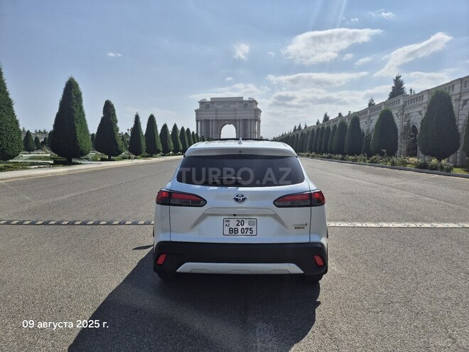 Toyota Corolla Cross 2024, 19,000 km - 2.0 л - Gəncə
