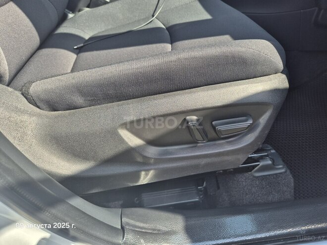 Toyota Corolla Cross 2024, 19,000 km - 2.0 л - Gəncə