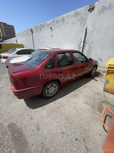 Opel Vectra 1994, 200,000 km - 2.0 l - Bakı