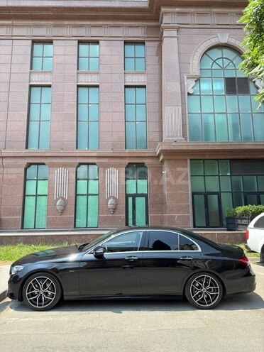 Mercedes E 300 de 2020, 98,000 km - 2.0 л - Bakı