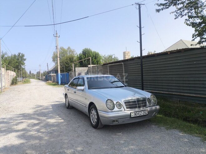 Mercedes E 200 1999, 636,000 km - 2.0 л - Ağdaş