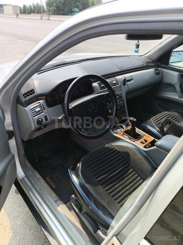 Mercedes E 200 1999, 636,000 km - 2.0 л - Ağdaş