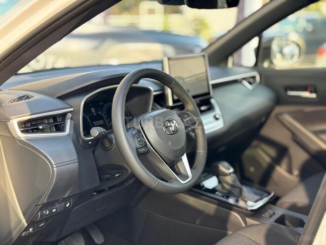 Toyota Corolla Cross 2025, 0 km - 2.0 л - Bakı