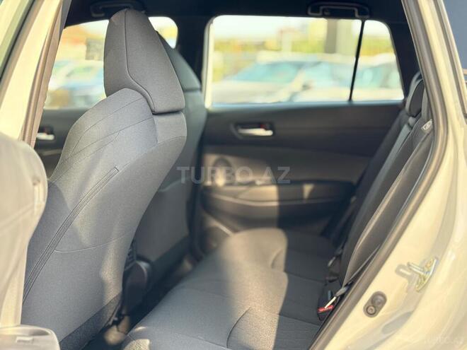 Toyota Corolla Cross 2025, 0 km - 2.0 л - Bakı