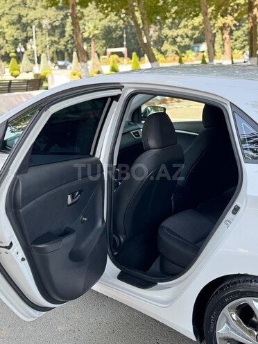 Hyundai i30 2014, 223,042 km - 1.6 l - Bakı