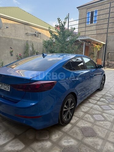 Hyundai Elantra 2016, 118,585 km - 2.0 l - Bakı