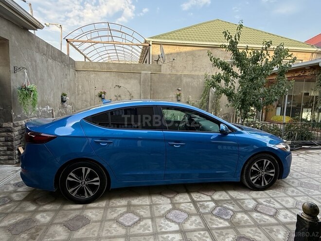 Hyundai Elantra 2016, 118,585 km - 2.0 l - Bakı