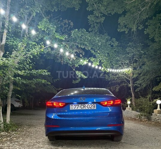 Hyundai Elantra 2016, 118,585 km - 2.0 l - Bakı