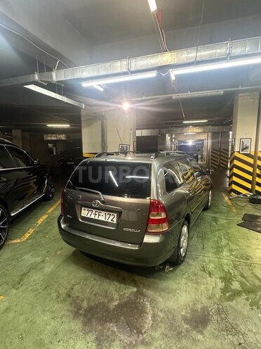 Toyota Corolla 2004, 178,746 km - 1.4 l - Bakı