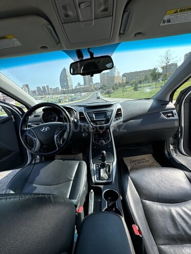 Hyundai Elantra 2015, 124,375 km - 1.6 л - Bakı