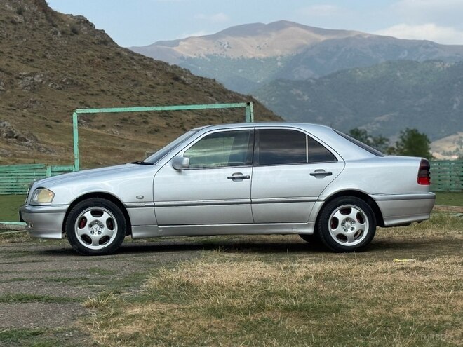 Mercedes C 180 1997, 335,735 km - 1.8 л - Gədəbəy