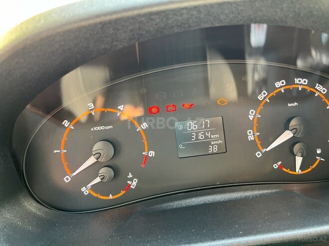 LADA (VAZ) Niva 2025, 3,164 km - 1.7 л - Bakı