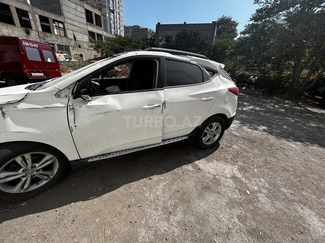 Hyundai Tucson 2011, 135,000 km - 2.0 l - Bakı