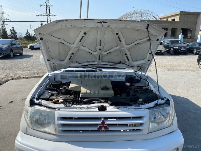 Mitsubishi Pajero io 2000, 385,213 km - 1.8 l - Bakı