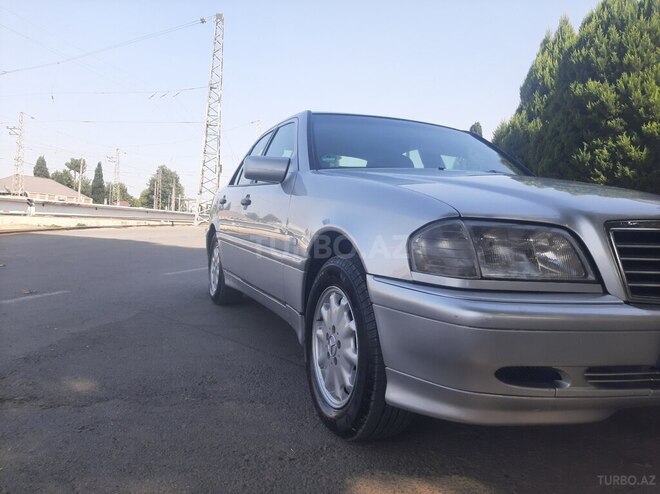 Mercedes C 200 1997, 330,000 km - 2.0 l - Gəncə