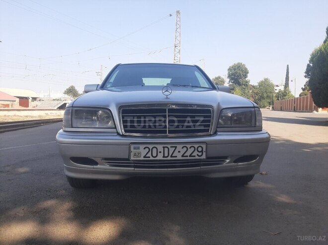 Mercedes C 200 1997, 330,000 km - 2.0 l - Gəncə