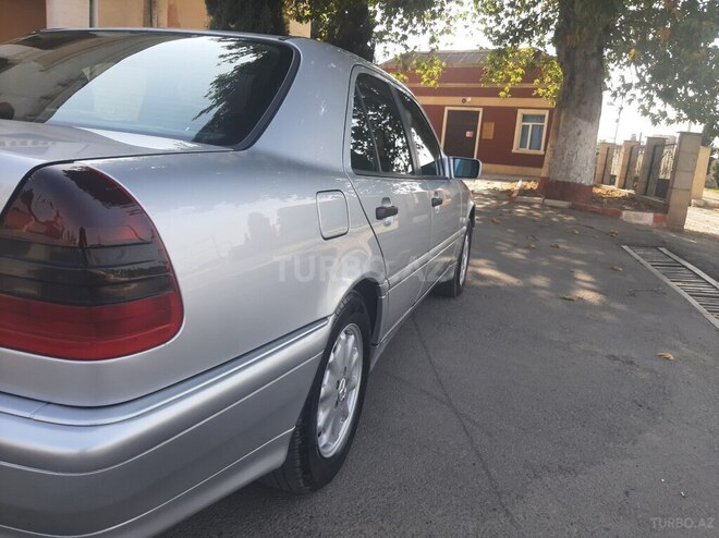 Mercedes C 200 1997, 330,000 km - 2.0 l - Gəncə