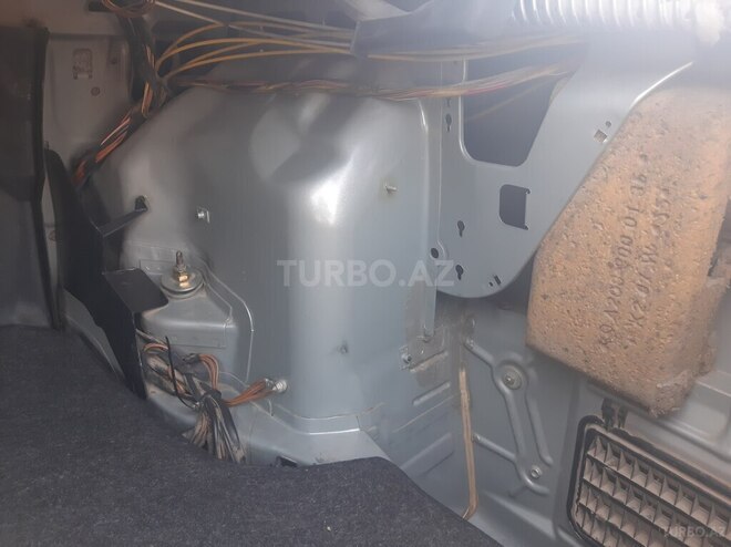 Mercedes C 200 1997, 330,000 km - 2.0 l - Gəncə