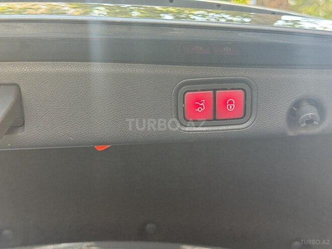 Mercedes E 300 e 2021, 71,769 km - 2.0 l - Bakı