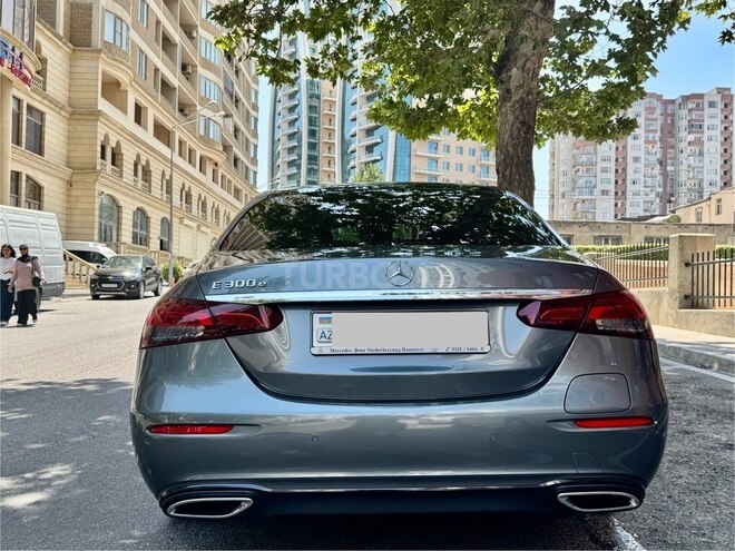 Mercedes E 300 e 2021, 71,769 km - 2.0 l - Bakı