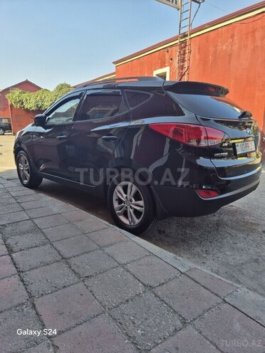 Hyundai ix35 2013, 420,000 km - 2.0 l - Bakı