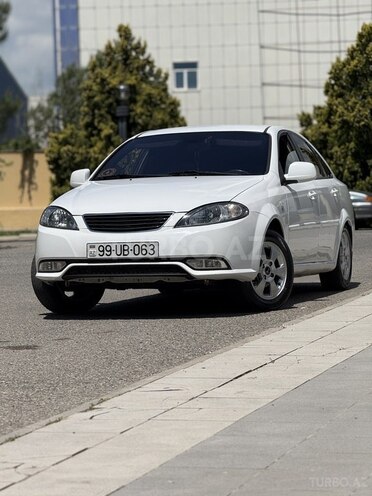 Daewoo Gentra 2014, 180,000 km - 1.5 l - Şamaxı