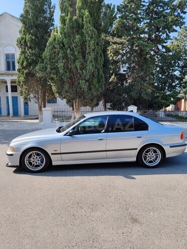 BMW 525 2003, 312,456 km - 2.5 l - Bakı