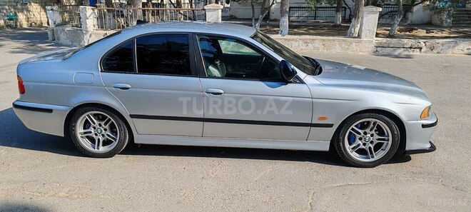 BMW 525 2003, 312,456 km - 2.5 l - Bakı
