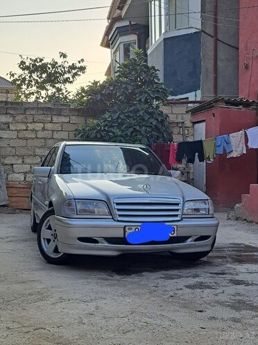 Mercedes C 230 1999, 269,935 km - 2.3 l - Bakı