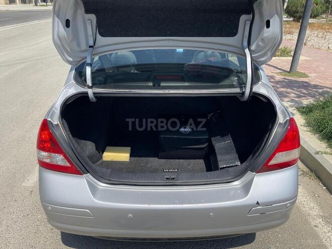 Nissan Versa 2010, 122,442 km - 1.8 л - Bakı