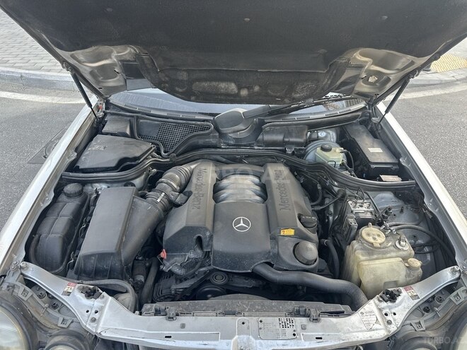 Mercedes E 280 1998, 490,000 km - 2.8 l - Bakı
