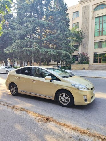 Toyota Prius 2011, 278,000 km - 1.8 l - Bakı