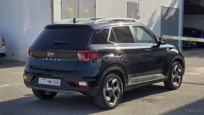 Hyundai Venue 2022, 29,985 km - 1.6 l - Bakı