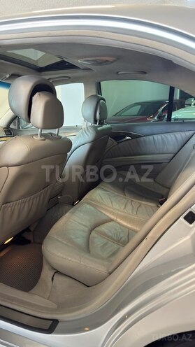 Mercedes E 260 2006, 270,000 km - 2.6 l - Bakı