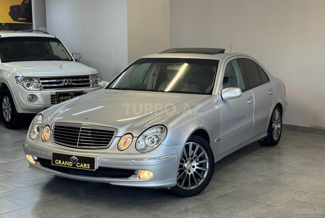 Mercedes E 260 2006, 270,000 km - 2.6 l - Bakı