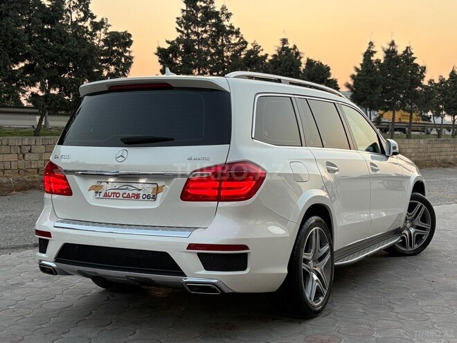 Mercedes GL 500 4MATIC 2015, 178,250 km - 4.7 l - Sumqayıt