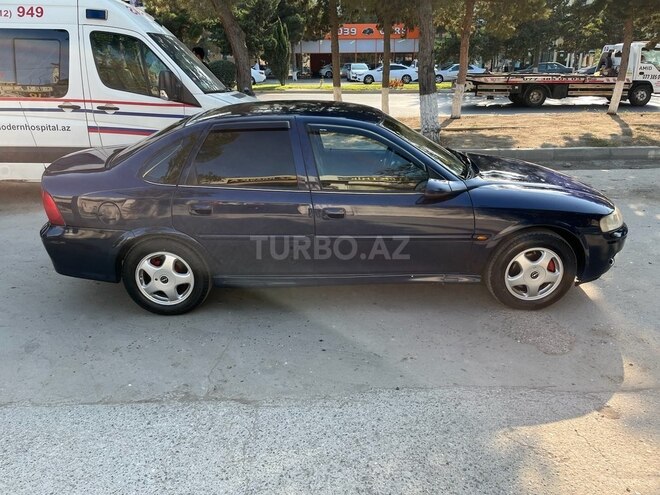 Opel Vectra 2000, 357,000 km - 1.8 l - Sumqayıt