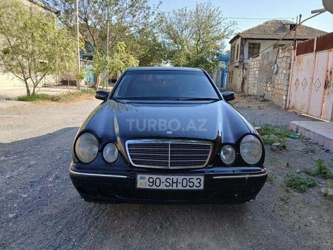 Mercedes E 220 2000, 333,333 km - 2.2 l - Yevlax