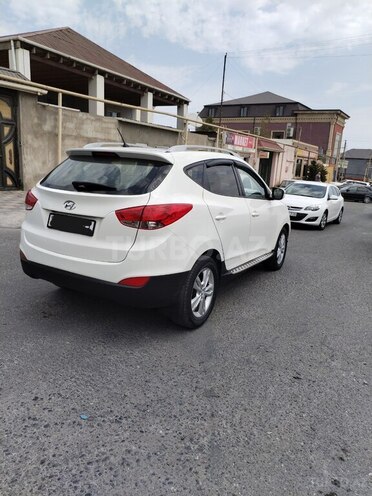 Hyundai ix35 2010, 355,000 km - 2.0 l - Bakı