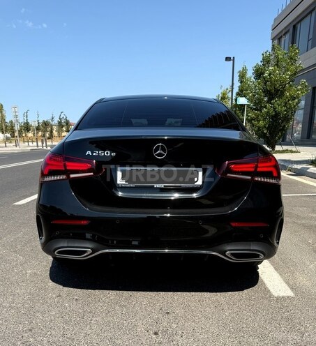 Mercedes A 250 e 2021, 65,000 km - 1.3 l - Bakı