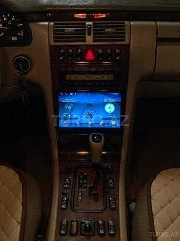 Mercedes E 220 1999, 334,000 km - 2.2 l - Bakı